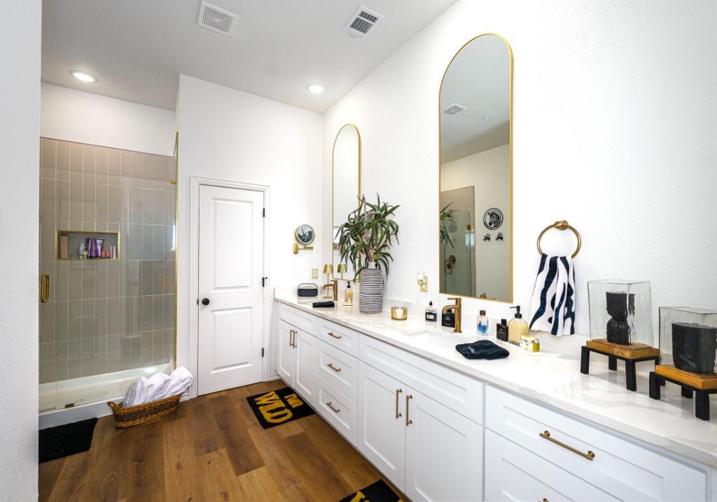 Luxury Bathroom Details